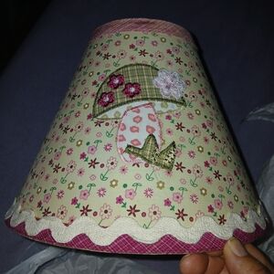 Vintague Floral Patterned Lampshade with Pink Accents